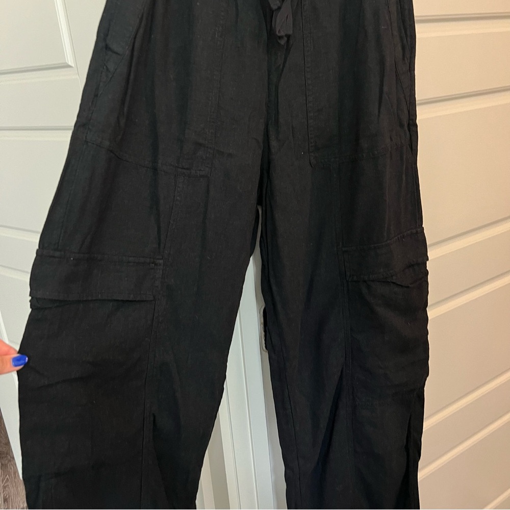 Abercrombie & Fitch Linen-Blend Pull-On Cargo Pant - Picture 8 of 11